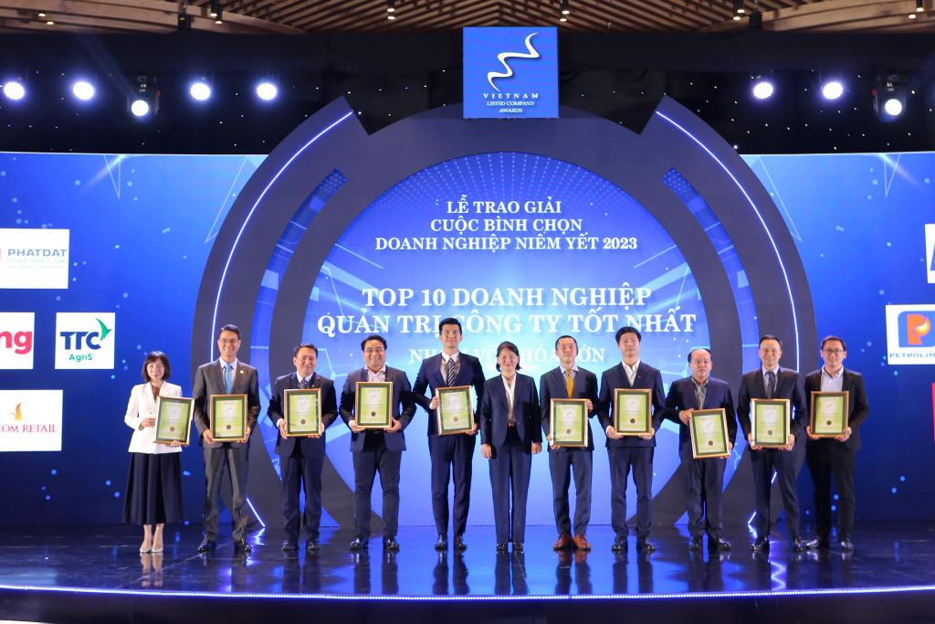 “Thông cáo báo chí” Lễ Vinh Danh Các Doanh Nghiệp Đạt Giải Bình Chọn Doanh Nghiệp Niêm Yết (VLCA) 2023